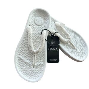 Allbirds Sugar Zeffer Sandals Women's 6 White Comfort Flip Flops Unisex New